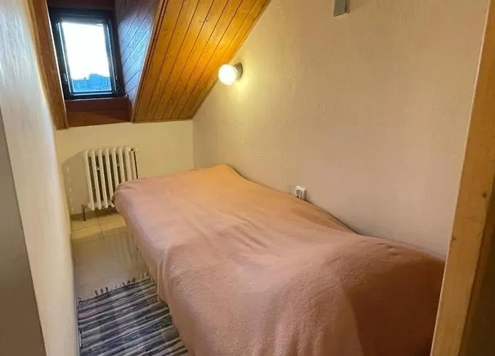 Attic Flat In The Center شقة *